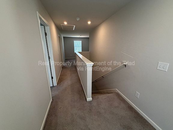 5th image of 4100 Devonwood Ct
