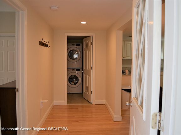 5th image of 407 Nautilus Blvd