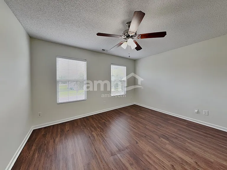 2305 Apple Glen Ln — Photo 16