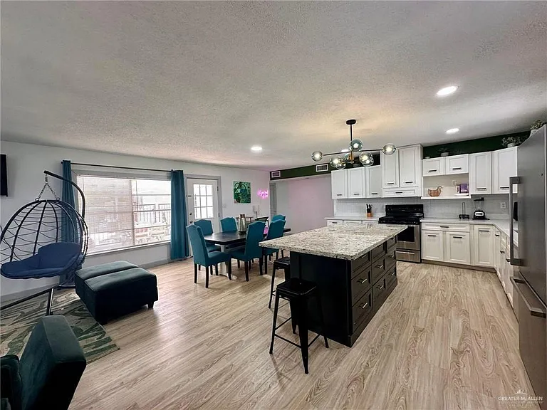 807 Walnut Ave — Photo 8