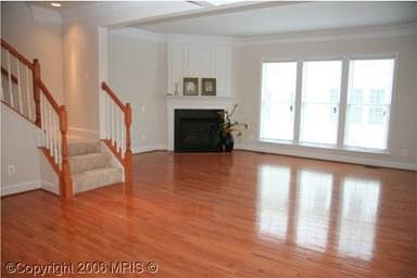 2nd image of 2463 Huntington Park Dr