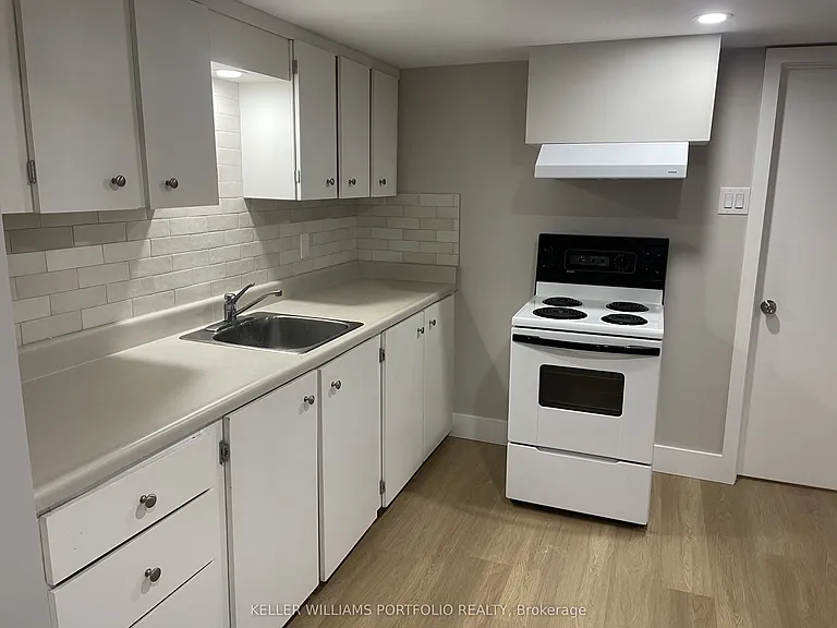 3 Lane Ct #LOWER LEVEL — Photo 9