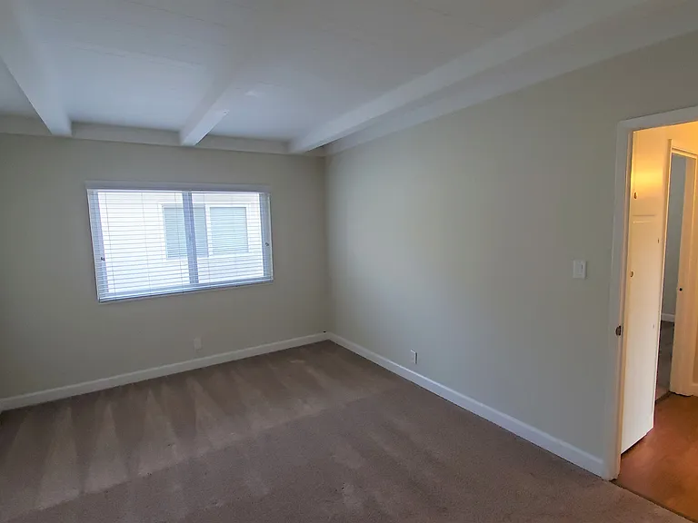 2306 Pauline Dr #B — Photo 3