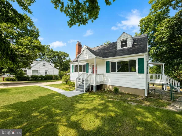 9208 Surratts Manor Dr, Clinton, MD 20735