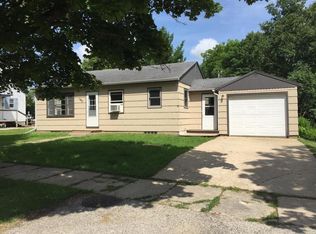 140 4th Ave SE, Harmony, MN 55939