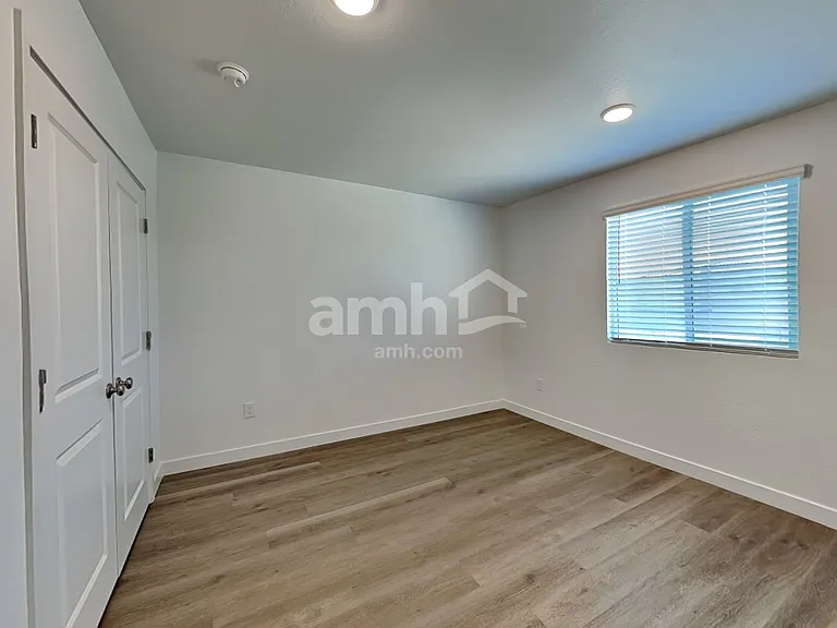 12611 W Flynn Ln — Photo 20