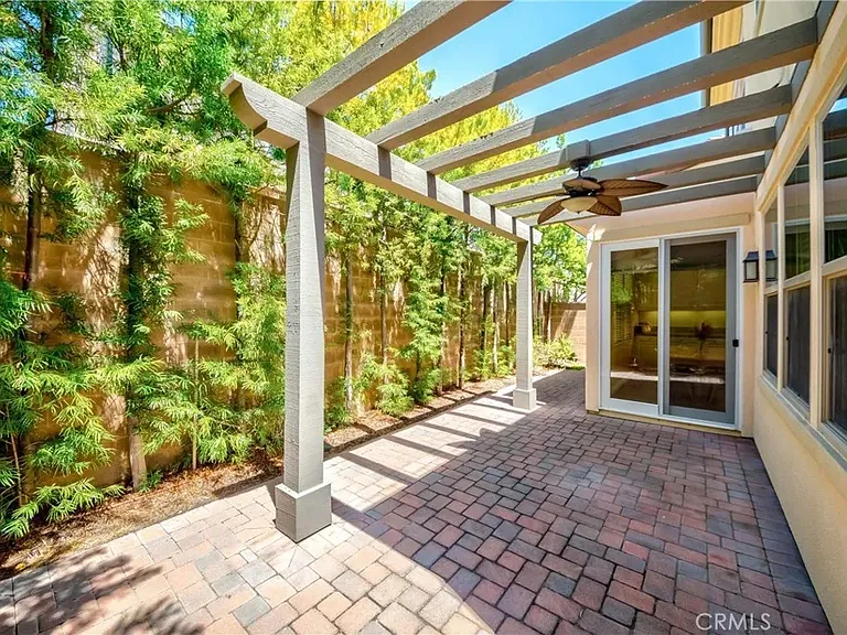 30 Larkfield — Photo 10