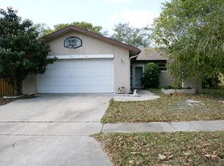 3245 Carriage Dr, Palm Harbor, FL 34684