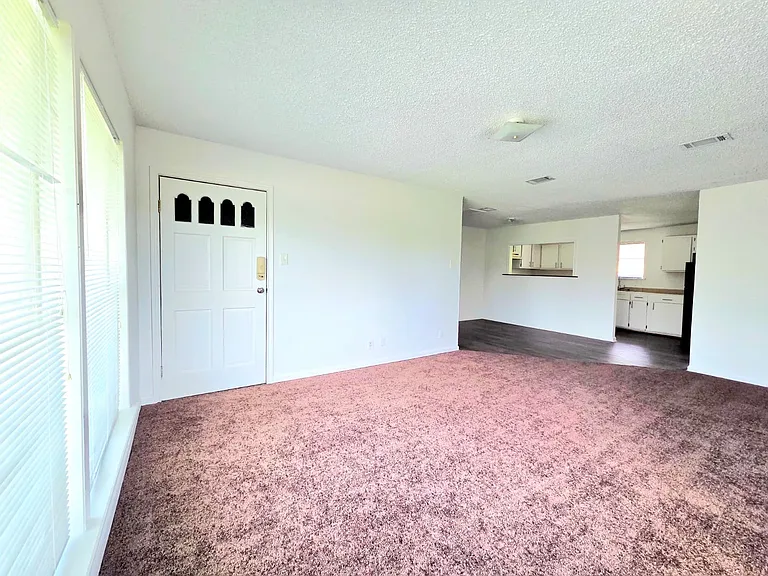 6331 Siers St #B — Photo 6