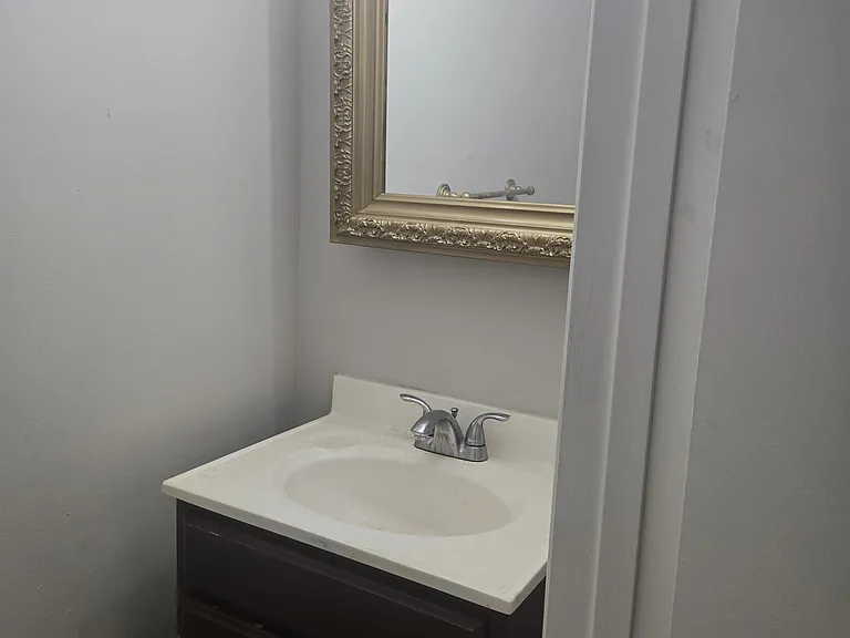 1 Golden Hill Ct — Photo 40