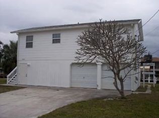 2885 Triggerfish St, Matlacha, FL 33993
