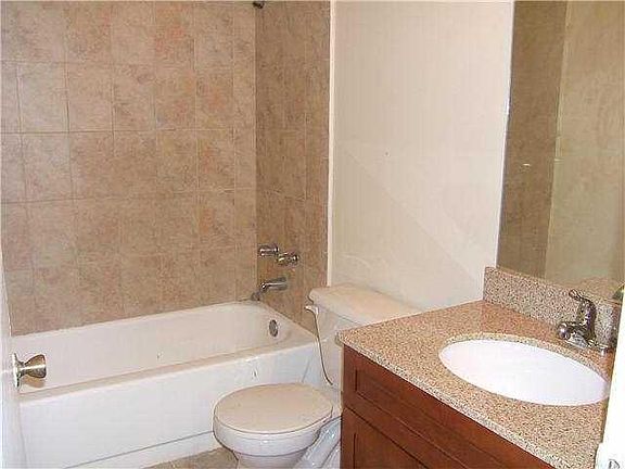 3rd image of 621 Cypress Lake Blvd APT B