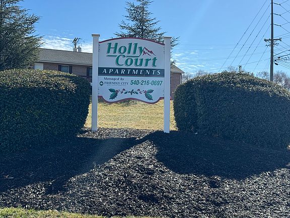 2nd image of 1 Holly Ct #6C