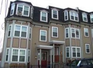 3 1/2 Dove St #3H, Boston, MA 02125