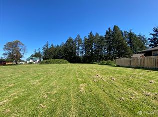 2 Christmas Ln, Eastsound, WA 98245