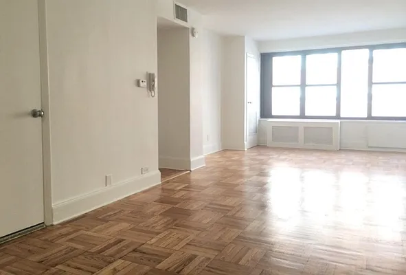 Rented by Town Residential | media 15