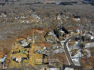 153 Hurd Rd, Trumbull, CT 06611