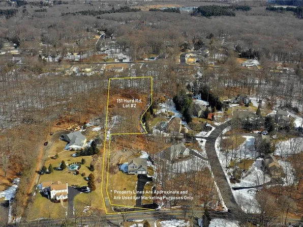153 Hurd Rd, Trumbull, CT 06611