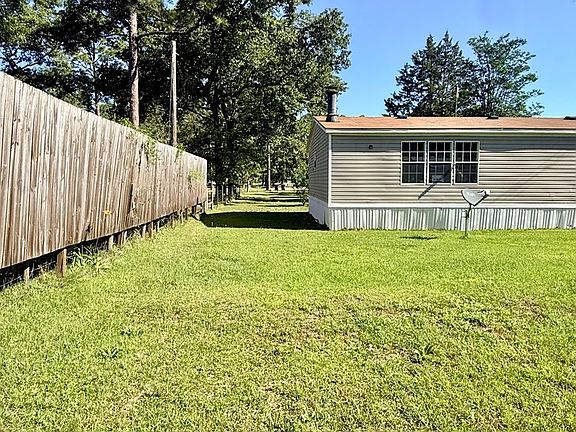 4th image of 123 W Judith Dr