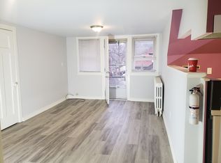800 Main St E #301, Hamilton, ON L8M1L4