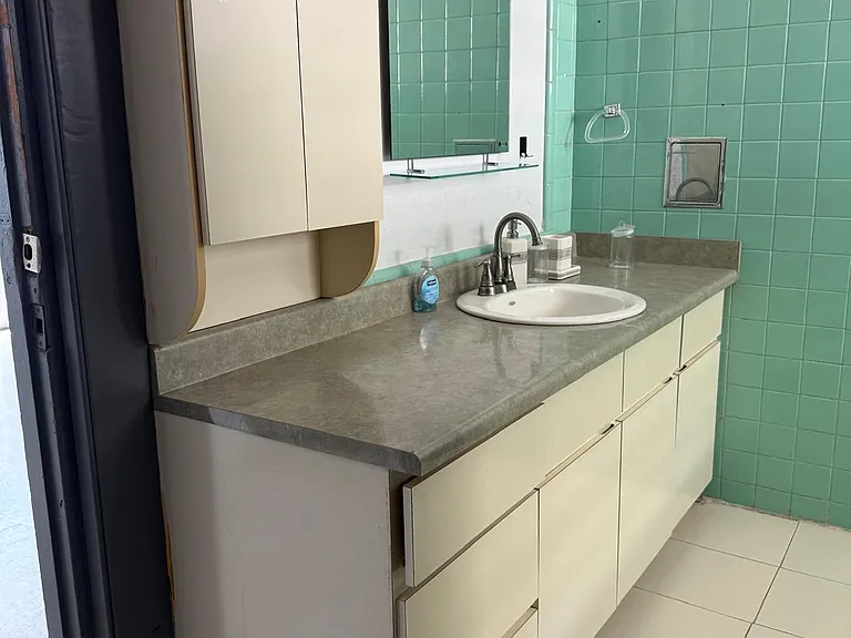 314 Manuel F Rossy — Photo 14
