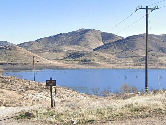 5th image of 661 Sierra Vista Dr