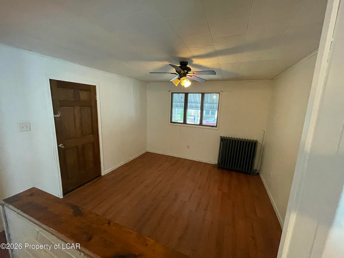 Building Photo - 42 S Thomas Ave #1A