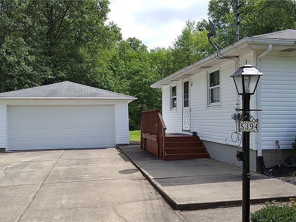4th image of 5394 Alva Ave NW