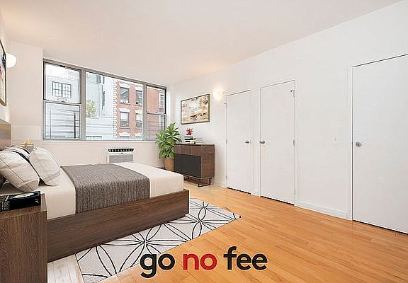 5th image of 444 Manhattan Ave APT 5D