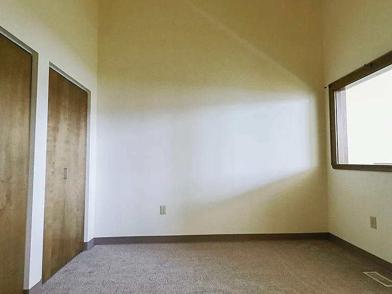 East High Apartments — Photo 127