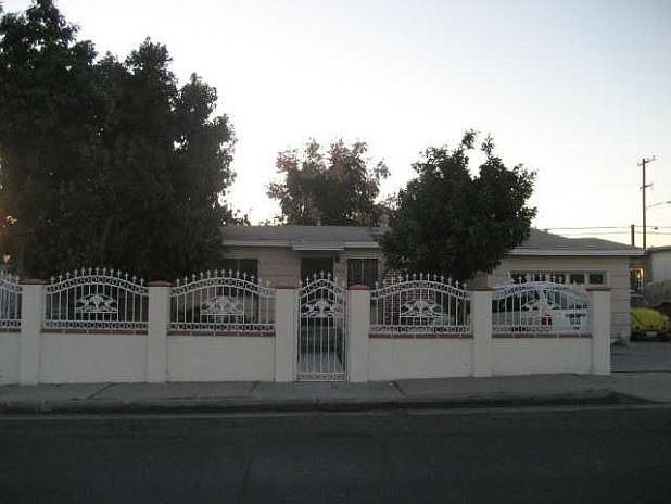 1st image of 2624 Fairmount Ave