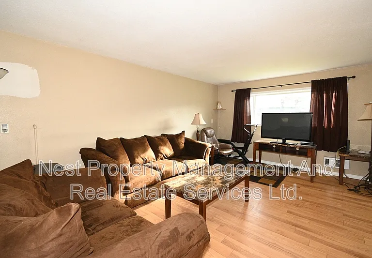 41 Moore St #A — Photo 1