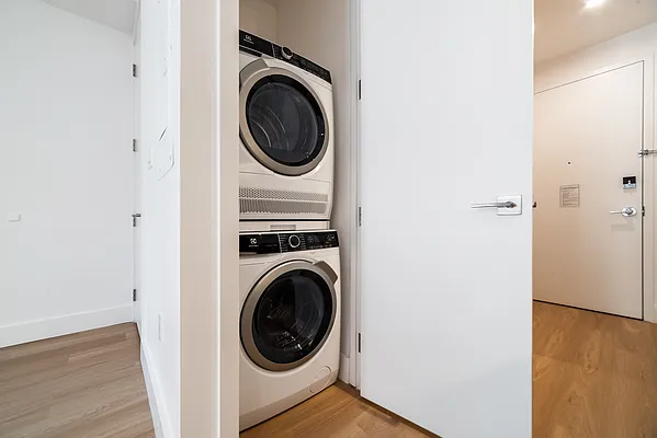 Rented by Key City Capital Inc | media 41