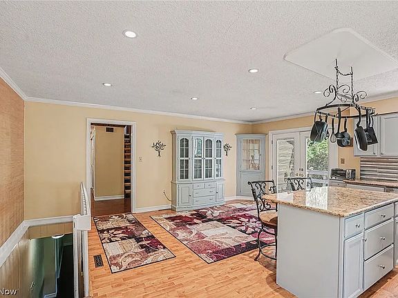 3rd image of 1511 Homestead Dr