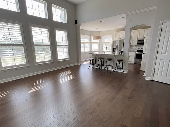 4th image of 17012 Bridgeton Ln