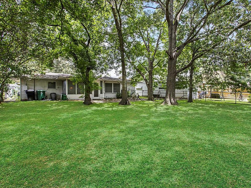 1st image of 1013 Wakefield Dr