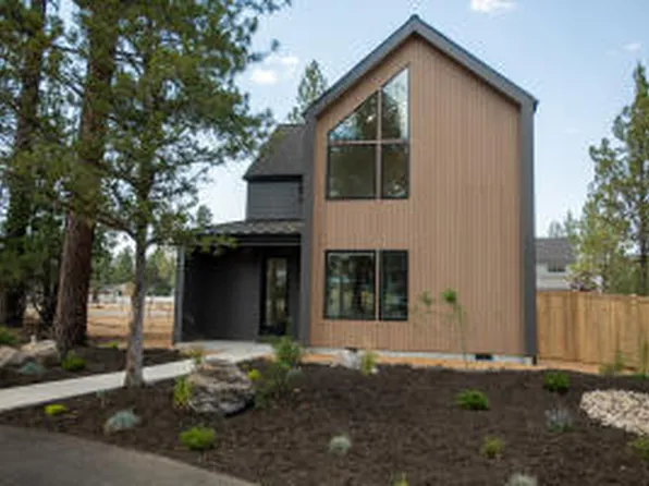 1036 W McKenzie Hwy Lot 51, Sisters, OR 97759