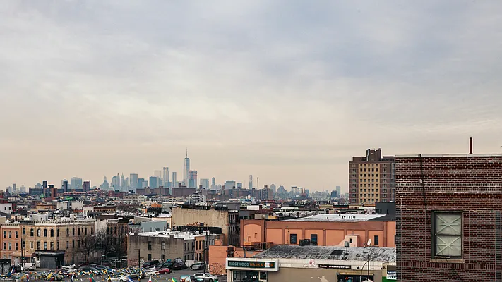 Rented by Nooklyn NYC LLC | media 72