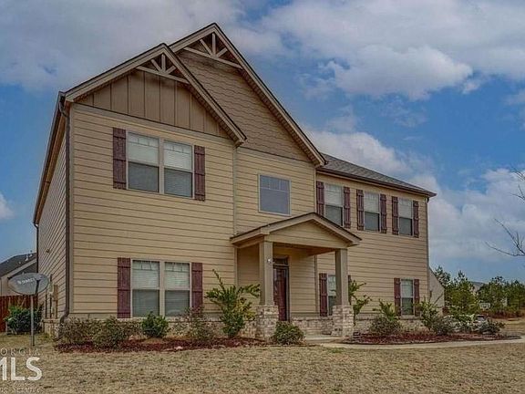 2nd image of 530 Oak Terrace Dr