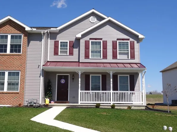 203 Limestone Dr, Myerstown, PA 17067