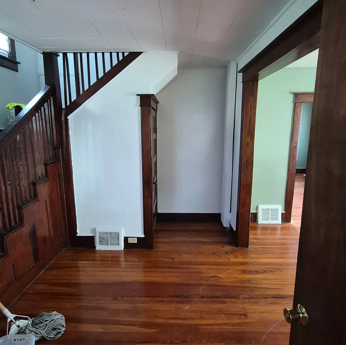 3 bed, 1800 sqft, $2,250 — Photo 1