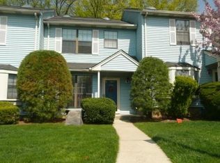 803 Maplecrest Rd, Edison, NJ 08820