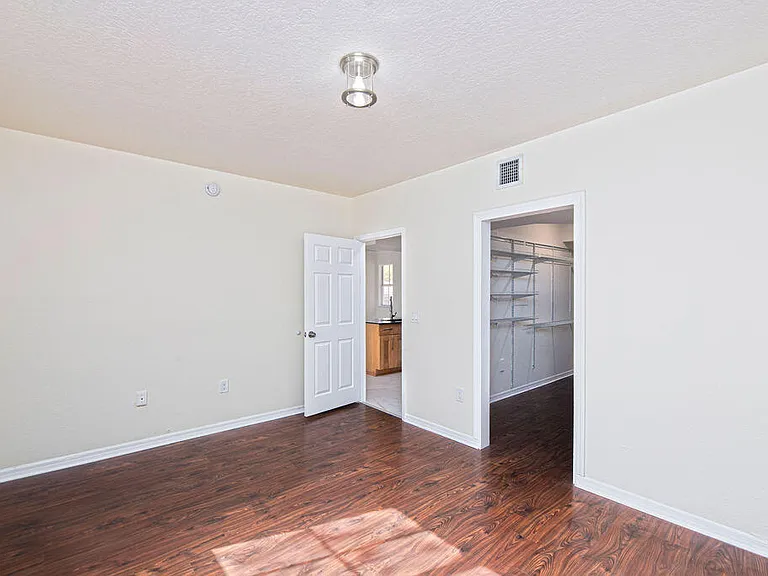 2400 Centergate Dr #202 — Photo 18