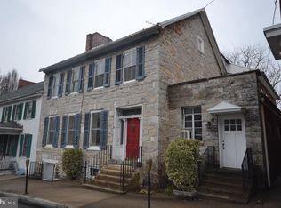 29 N Main St, Mercersburg, PA 17236