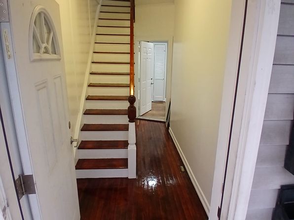 21 Marion Ave APT 1
