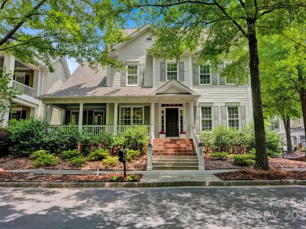 104 Edgewater Park St, Davidson, NC 28036