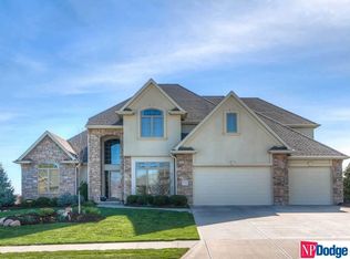 12529 S 81st Ave, Papillion, NE 68046