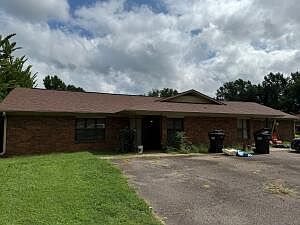 1st image of 2802 W D St