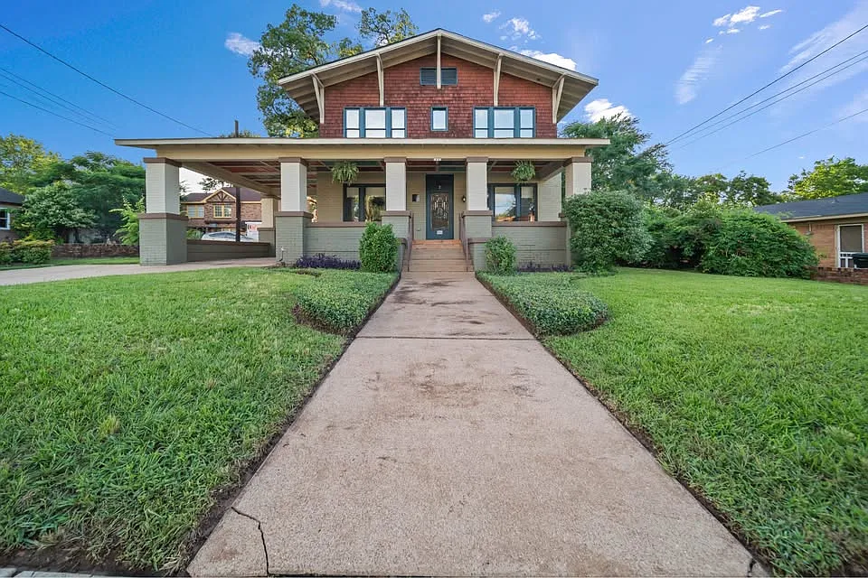 6 bed, 3108 sqft, $750 — Photo 3