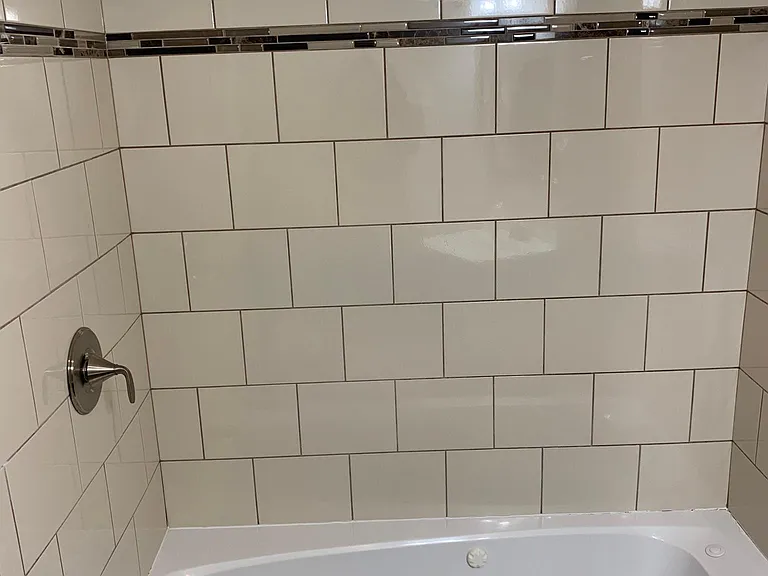 839 E Drexel Sq #1 — Photo 12